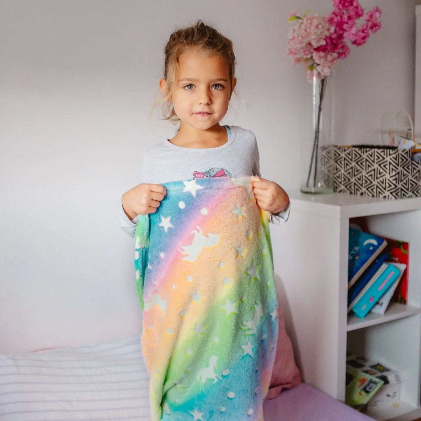 New Night Glow Mermaid Tail Blanket Soft Flannel Fleece Wearable Companion  Cute Kids Blankets  for All Seasons