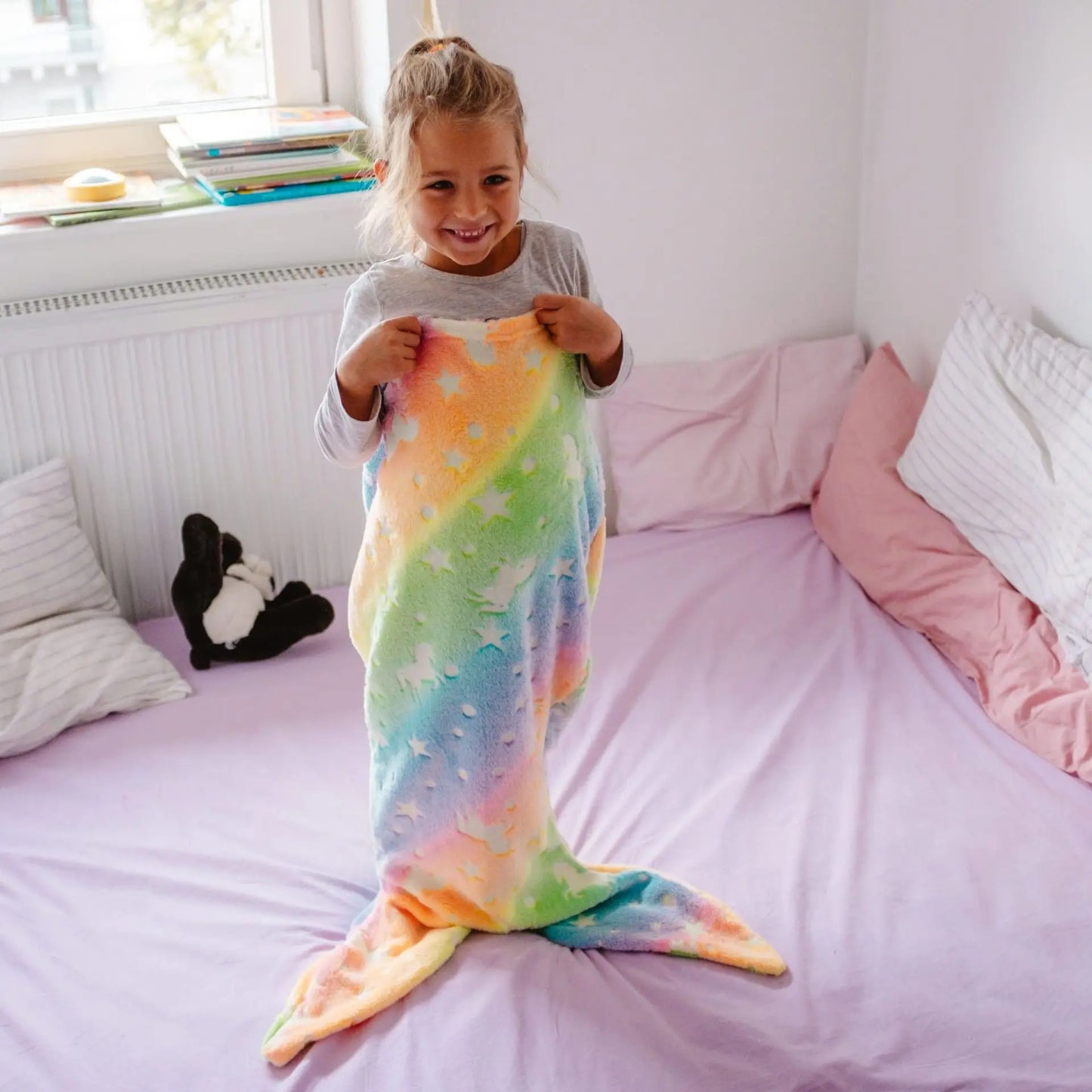New Night Glow Mermaid Tail Blanket Soft Flannel Fleece Wearable Companion  Cute Kids Blankets  for All Seasons